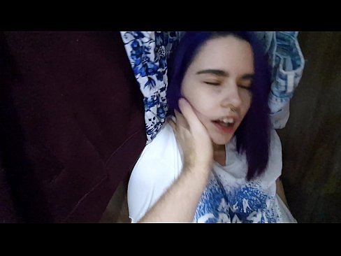❤️ Löysin siskoni kaapista ja autoin häntä laukeamaan ☑ Anaaliporno at fi.prendiporno.ru
